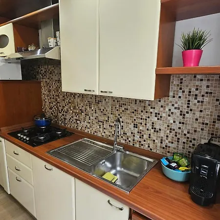 Appartamento Con Giardino Centocelle Metro C